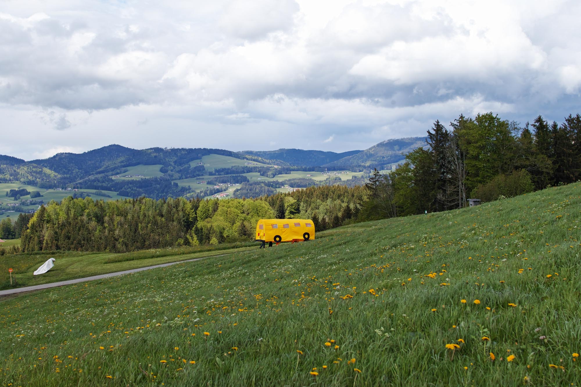 Bustopia-26